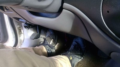 1998 Ford Taurus Lower Dash Under Column Knee Bolster Trim Panel Oem Gray