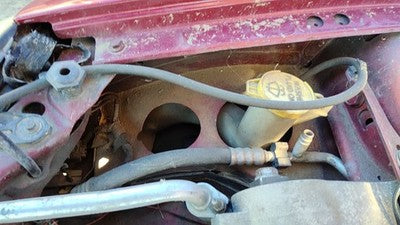 2001-2005 Dodge Neon Windshield Washer Fluid Reservoir With Pump Oem Wiper Tank