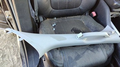 2009 Gmc Acadia Passenger Right A Pillar Trim Windshield Post Panel Oem Black