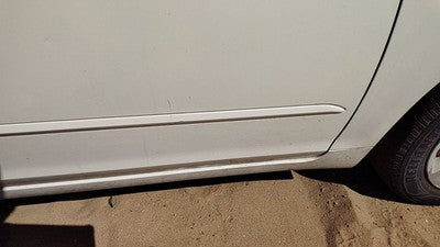 03 Altima Passenger Right Front Moulding From Door Oem Trim Strip White Qx3