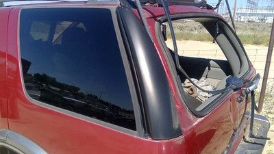 1998 Chevy S10 Blazer Driver Left Rear Moulding On Quarter Panel Oem