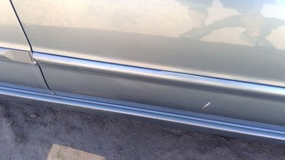 2002 Nissan Maxima Passenger Right Front Moulding From Door Oem Trim Strip