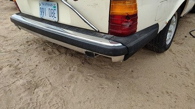 1979-1985 Mercedes 300Td Rear Bumper Cover Assembly Oem Back White 1238805271