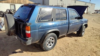 1995 Nissan Pathfinder Driver Left Valve Cover Oem 3.0L