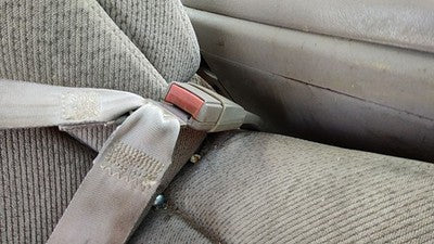 1997 Silverado 2500 Passenger Right Front Seat Belt Buckle Receiver Oem Tan 52D