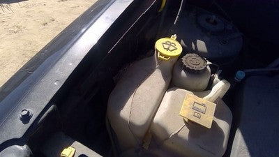 2007-2017 Jeep Patriot Windshield Washer Fluid Reservoir With Pump Wiper Tank