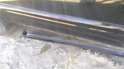 2001-2002 Subaru Forester Driver Left Front Moulding From Door Trim Strip Black