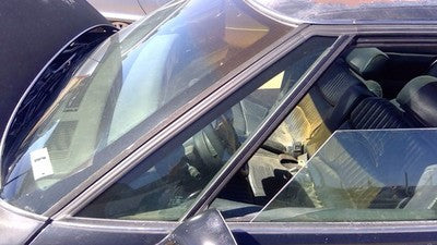 1991-96 Buick Park Ave Driver Left Front Vent Window Small Door Glass With Frame