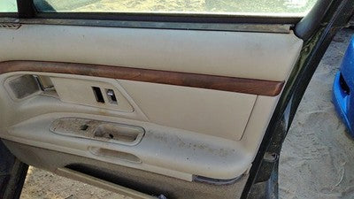 1996 Olds 88 Passenger Right Front Door Trim Panel With Switches Tan