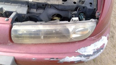 1996-1999 Saturn Sw2 Driver Left Head Light Oem Front Lamp With Bracket 21111169