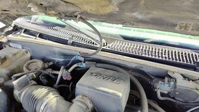 1999 Chevy Suburban Windshield Wiper Cowl Vent Trim Panel Oem Cover