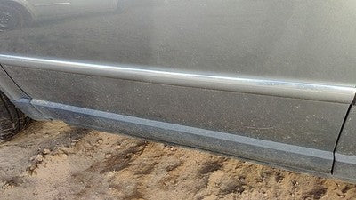 2001-2005 Vw Passat Driver Left Front Moulding From Door Oem Trim Strip Silver