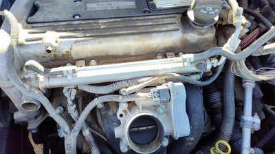 2005-2010 Chevy Cobalt Complete Fuel Rail With Injectors Set Loaded Oem 2.2L
