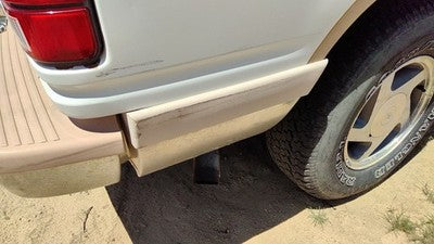 1993 Ford Explorer Passenger Right Rear Moulding On Quarter Panel Oem White