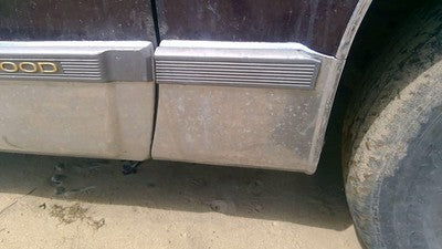 93 Cadillac Fleetwood Passenger Right Rear Moulding From Fender Oem Trim Chrome