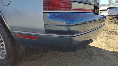1988-1991 Olds Cutlass Cierra Rear Bumper Cover Assembly Oem Back Blue 14087739