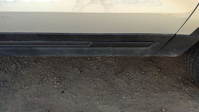 2016-2017 Ford Explorer Passenger Right Front Moulding From Door Oem Trim Strip