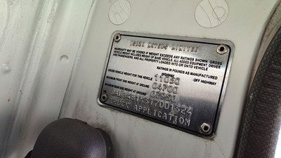 1996 Isuzu Npr Engine Oil Pan With Good Drain Plug Oem 4Bd2 3.9L