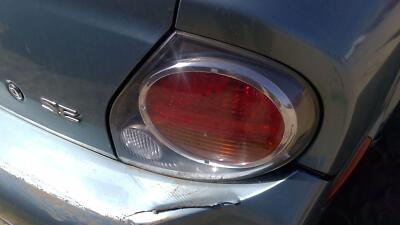 2002 2003 Nissan Maxima Passenger Right Tail Light Brake Lamp Oem Rear