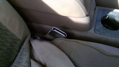 1994 Olds Eighty Eight Passenger Right Front Seat Belt Buckle Receiver Oem Tan