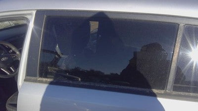 2010-16 Kia Sportage Driver Left Rear Side Window Door Glass Oem Back 834113W010