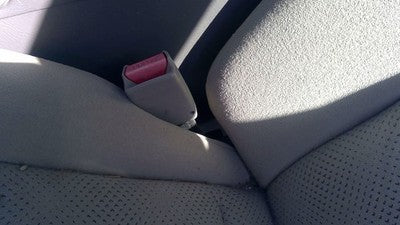 2001-2003 Nissan Maxima Driver Left Front Seat Belt Buckle Receiver Oem