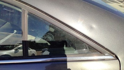 2005-2010 Pontiac G6 Driver Left Rear Vent Window Back Door Glass With Frame Oem