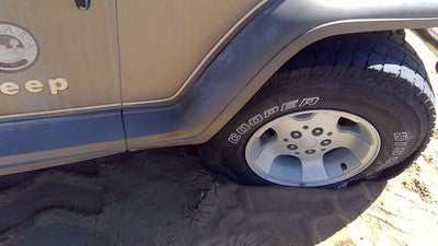 89 Jeep Wrangler Yj Passenger Right Front Fender Flare Oem Wheel Moulding Brown