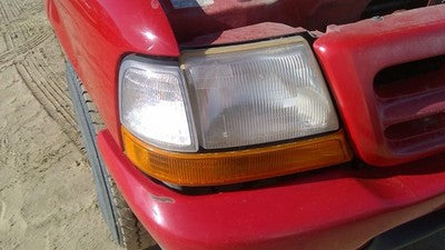 98-00 Ford Ranger Passenger Right Front Headlight Assembly With Turn Signal Oem