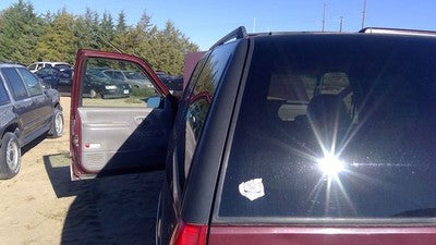 1999 Chevy Tahoe Driver Left Rear Moulding On Quarter Panel Oem Upper Corner