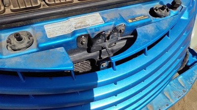 2006-2010 Pt Cruiser Hood Latch Assembly With Bracket Oem