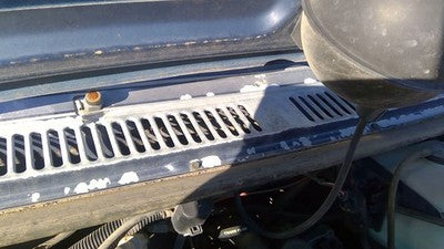 1989 Chevy G20 Van Windshield Wiper Cowl Vent Trim Panel Oem Grille