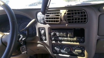 1998 Chevy S10 Blazer Trim Bezel Around Speedometer Dash Surround Panel Gray 92H