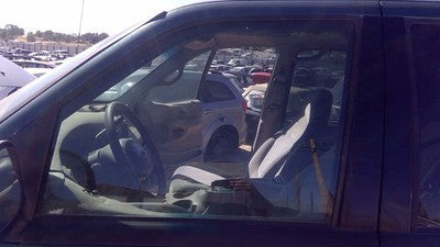 1997-2002 Ford Expedition Driver Left Front Side Window Door Glass Oem