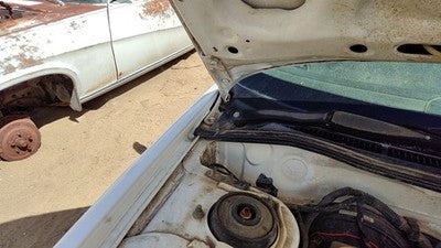 1997 98 Subaru Legacy Rhd Postal Right Hood Hinge Assembly Oem White 57260Ac040