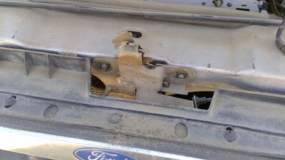 1991-1994 Ford Explorer Hood Latch Assembly With Bracket Oem F3tz16138b