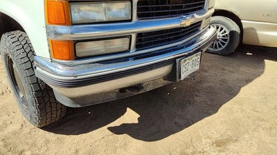 1988-1999 Chevy Silverado 1500 Front Bumper With Brackets Assembly Oem 15574111