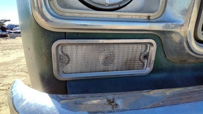1973-1980 Silverado C10 Passenger Right Front Turn Signal Light Lamp Oem