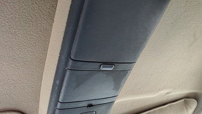 97 Silverado 2500 Center Overhead Console Oem Dome Light Map Lamp Cubby Tan 52D