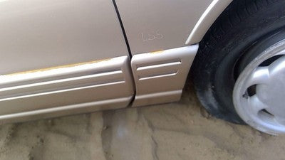 1994 Olds Eighty Eight Passenger Right Moulding From Fender Oem Trim Strip Gold