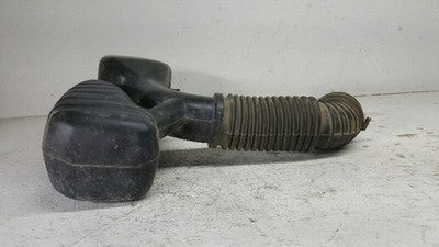 2002 Saturn Vue Intake Tube Resonator Rubber Pipe Tube Elbow Hose