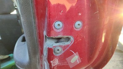 2000-2005 Dodge Neon Passenger Right Rear Door Latch With Rods/Cables Oem Back