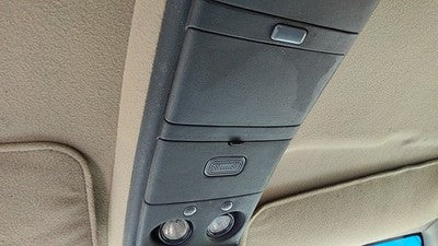 97 Silverado 2500 Center Overhead Console Oem Dome Light Map Lamp Cubby Tan 52D