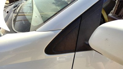 2004-2010 Toyota Sienna Driver Left Corner Moulding From Fender Oem Trim Strip