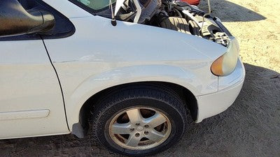 2001-2007 Dodge Caravan Passenger Right Front Fender Oem White Pw1 05018442Aa