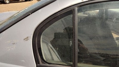 1997-05 Chevy Malibu Passenger Right Rear Vent Window Back Door Glass With Frame