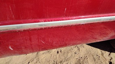 06 Town & Country Driver Left Rear Moulding From Door Back Trim Inferno Red Prh