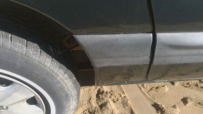 2000 Chrysler Voyager Passenger Right Rear Moulding On Quarter Panel Oem