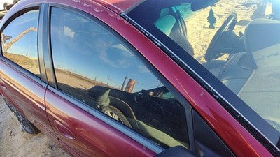 2000-2005 Dodge Neon Passenger Right Front Side Window Door Glass Oem 05115680Aa