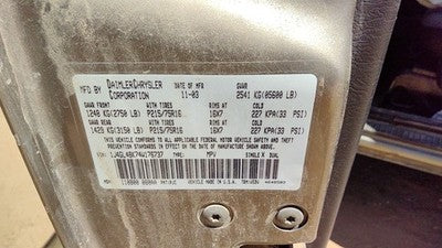 2002-2005 Jeep Liberty Passenger Right Rear Back Axle Shaft Oem 52070350Aa
